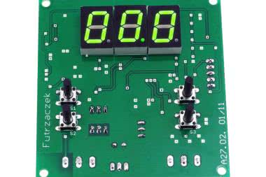 Cyfrowy komparator okienkowy