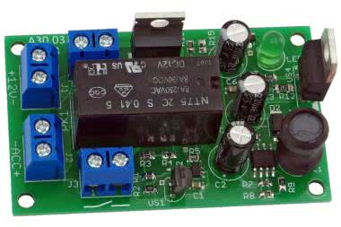 Zasilacz buforowy 12 V z akumulatorem