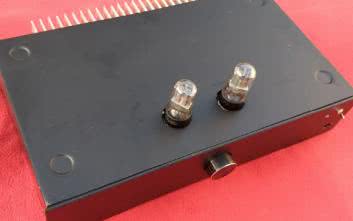 Hybrydowy wzmacniacz lampowy