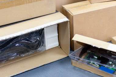 Jak bezpiecznie wysłać elementy elektroniczne?