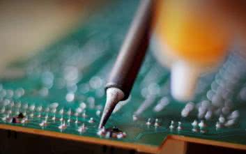 Stacje lutownicze w ofercie firmy Farnell element14