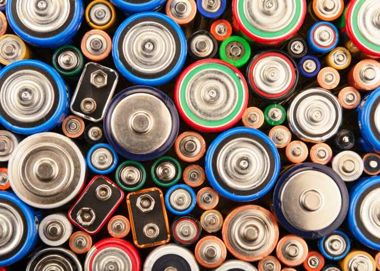 W 2025 roku dziennie zużywanych będzie 78 mln baterii