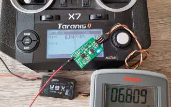 Telemetryczny czujnik napięcia do aparatur FRSKY