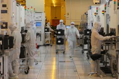 SMIC wybuduje za 8,87 mld dolarów zakład foundry