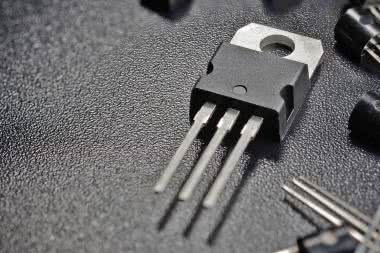 W 2026 roku rynek MOSFET-ów przekroczy wartość 9 mld dolarów