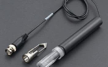 Praktyczne aplikacje scalonych układów AFE (7). Front-endy do pomiarów (bio)chemicznych