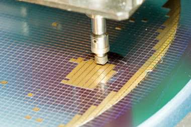 Niedobory samochodowych chipów ustępują