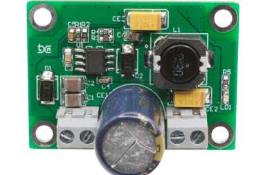 Zasilacz 5 V/1 A z szerokim zakresem napięć wejściowych