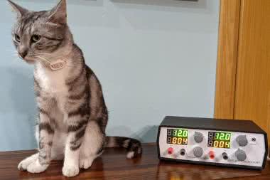 Modułowy zasilacz warsztatowy