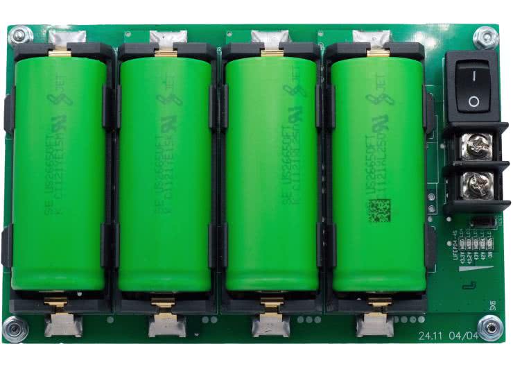 Akumulator z ogniwami LiFePO4