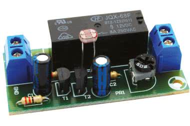 Automatyczny włącznik zmierzchowy