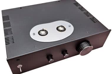 Przedwzmacniacz lampowy z regulacją barwy tonu