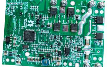 Bank energii z hulajnogi elektrycznej (1), czyli jak hulajnogi elektryczne ratują instalację fotowoltaiczną