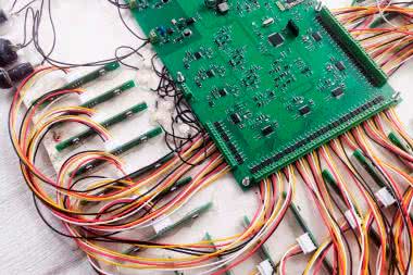 SCL - zaawansowany sterownik oświetlenia schodowego (1)
