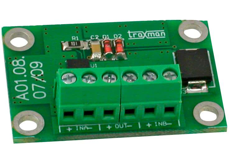 Przełącznik źródeł zasilania 12 V/3 A z diodą idealną