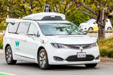 Rośnie zaufanie do pojazdów autonomicznych