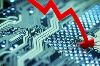 Globalne przychody ze sprzedaży pamięci DRAM spadły kwartalnie o ponad 30%