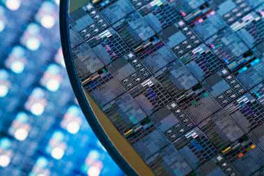 Do rekordowych poziomów wzrośnie wydajność fabryk płytek 300 mm