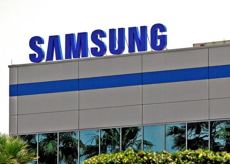 Rekordowo mały zysk Samsunga - firma ograniczy produkcję chipów