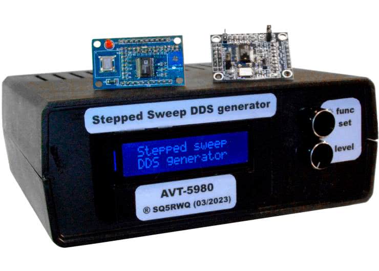 Generator-wobulator DDS na zakres częstotliwości od 1 Hz do 40 MHz (2)