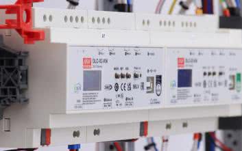 Przegląd metod regulacji jasności w zasilaczach LED MEAN WELL