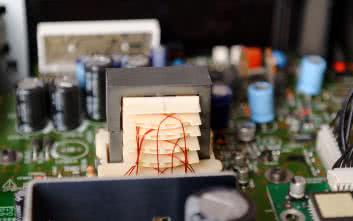 Urządzenia zasilające (3)