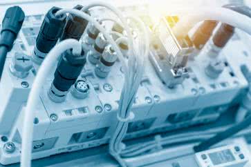 Proste i elastyczne transceivery interfejsu RS-485