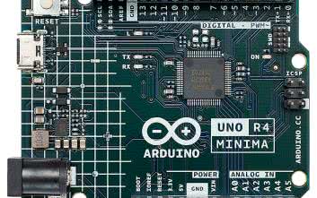 Arduino UNO R4 Minima - wydajna i nowoczesna, ale...