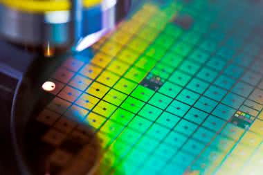 Globalna sprzedaż półprzewodników notuje wzrost o 4,7%