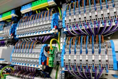 Automatyka budynkowa - realizacja niewielkich sieci lokalnych