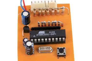 Sterownik choinkowych węży świetlnych