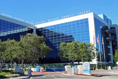 Intel otrzymuje 20 mld dolarów z funduszu CHIPS