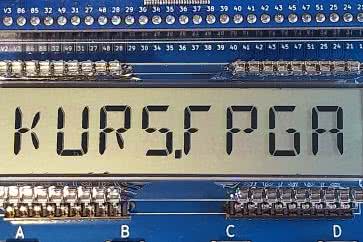 Kurs FPGA Lattice (21). Terminal UART z 14-segmentowym wyświetlaczem LCD