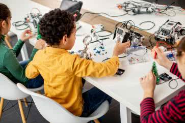 Jak zaciekawić nauką elektroniki?