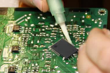 Chemia w warsztacie elektronicznym: czyszczenie, lutowanie i nie tylko