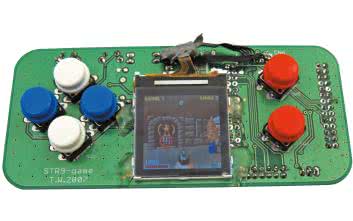 Co potrafią ARM-y: Wolfenstein 3D na STR911