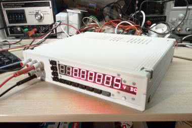 Ultradokładny multimetr DIY