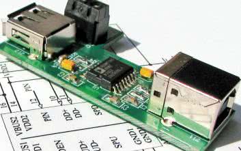 Galwaniczny separator USB