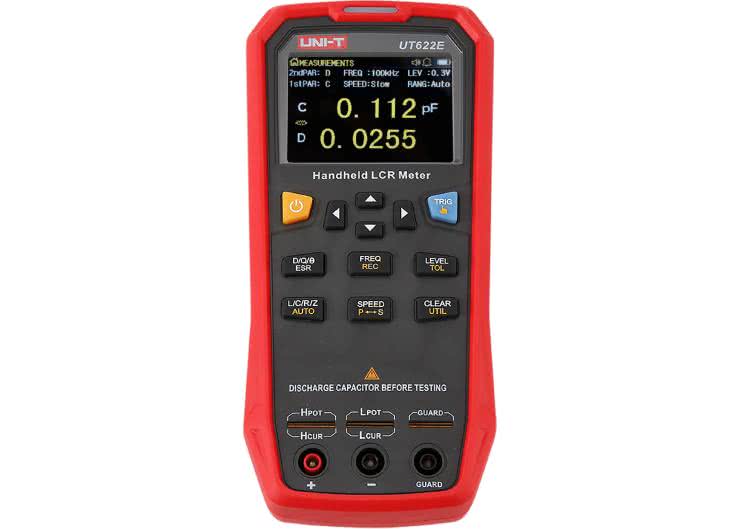 Recenzja mostka RLC typu UT622E - jakość wykonania i testy użyteczności