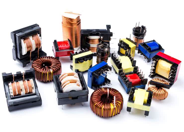 Transformatory do różnych aplikacji