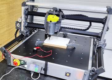 Nowoczesne podejście do konstrukcji obrabiarki CNC – druk 3D w praktyce