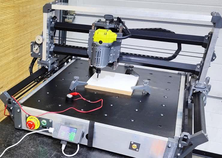 Nowoczesne podejście do konstrukcji obrabiarki CNC – druk 3D w praktyce