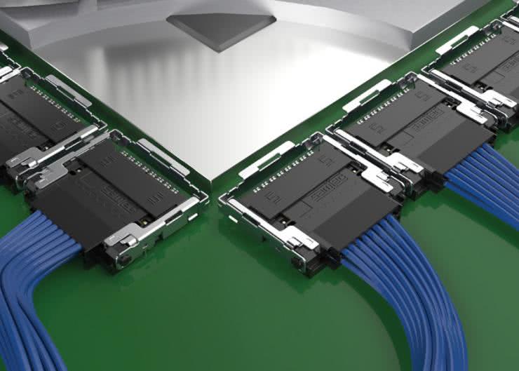 Niskoprofilowe złącza kabel-płytka z możliwością montażu pod elementami chłodzenia