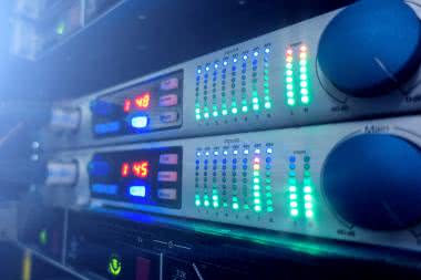 Syntezatory dźwięku (5). Wzmacniacze sterowane napięciem