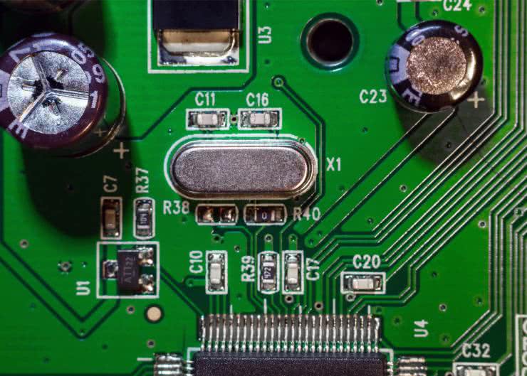 Źródła napięcia odniesienia w praktyce konstruktora