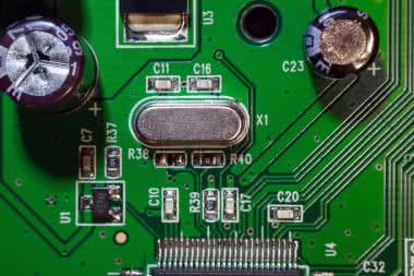 Źródła napięcia odniesienia w praktyce konstruktora