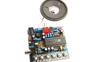 Magnetofon cyfrowy z układem ISD17xx