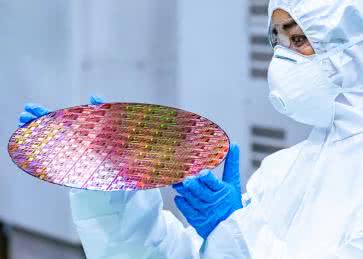Przełączniki PCIe 6.0 w technologii 3 nm ograniczają pobór mocy w centrach danych